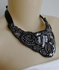 Maxi Colar Bordado Preto